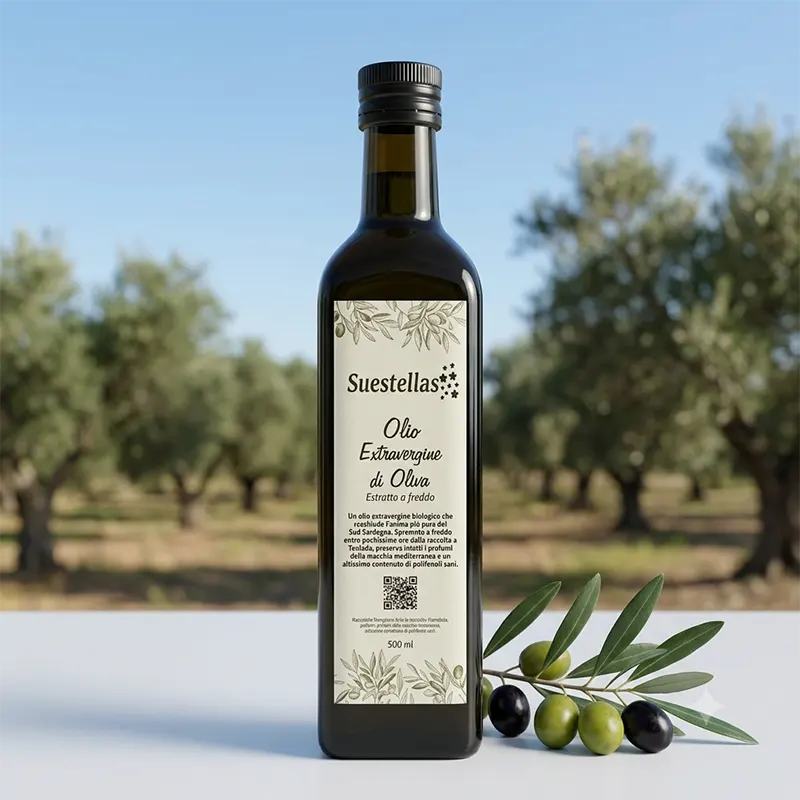 Bottiglia di olio extravergine di oliva biologico Suestellas prodotto a Teulada